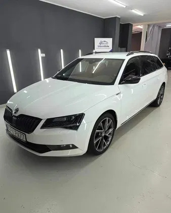 Skoda Superb cena 94000 przebieg: 145000, rok produkcji 2017 z Lębork małe 46